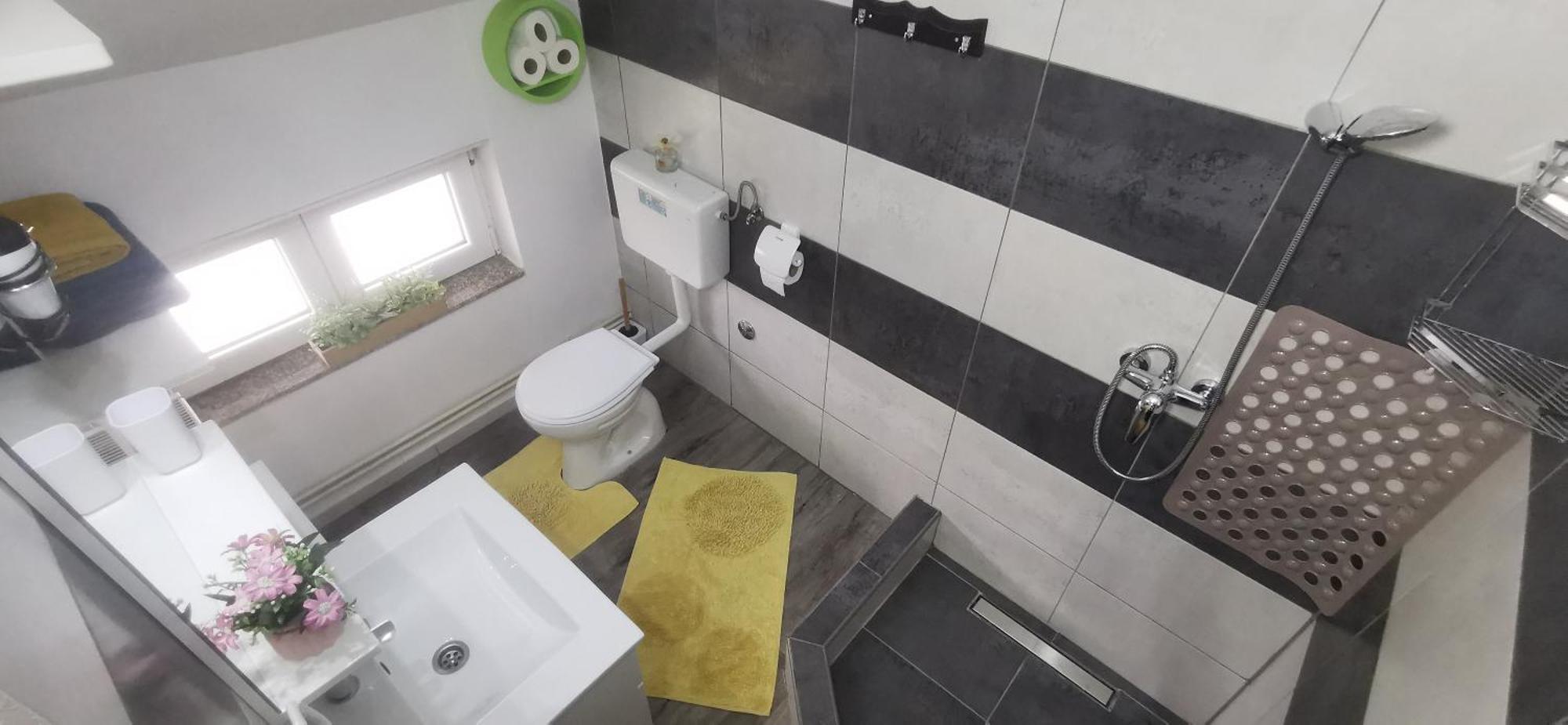 Ana Apartment Gracac  Exterior photo